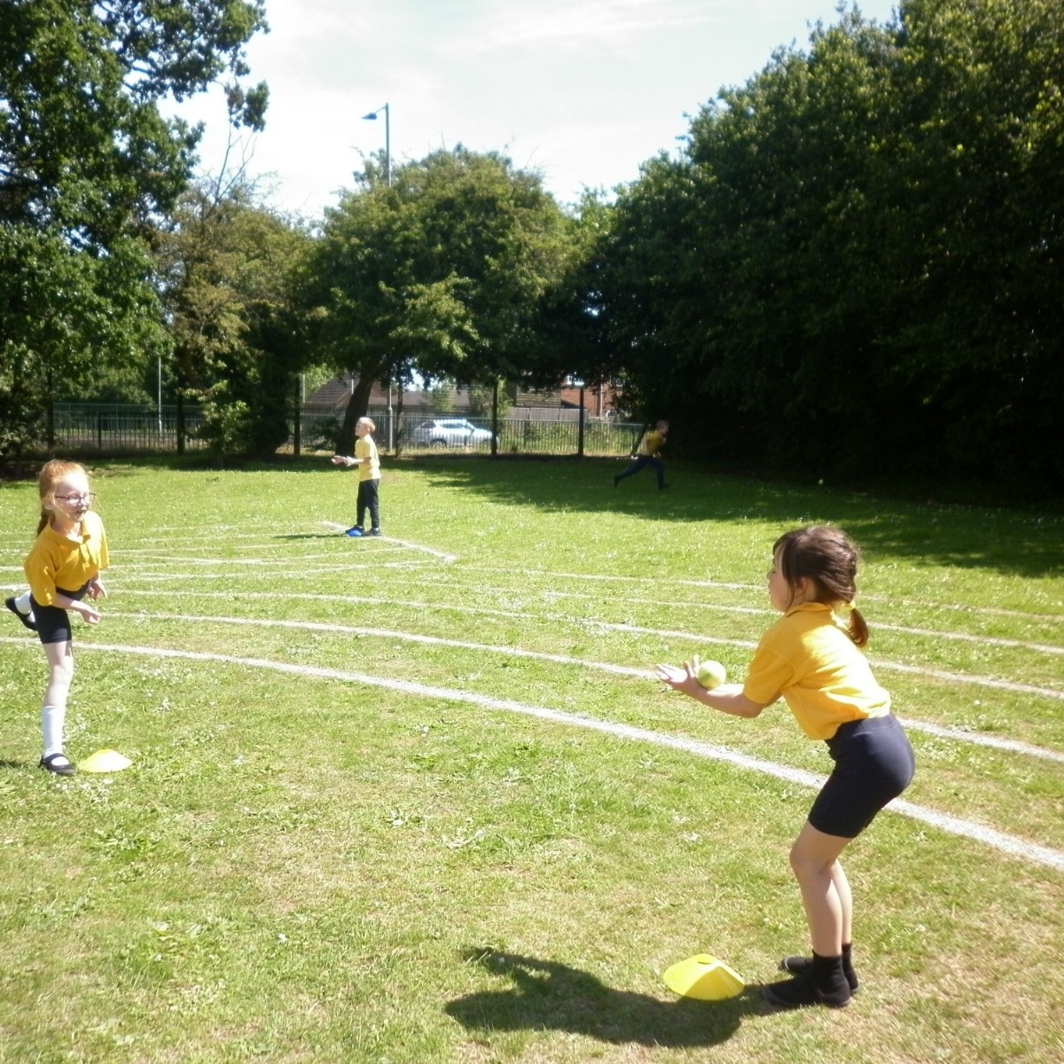 Stopsley Community Primary School - Rounders